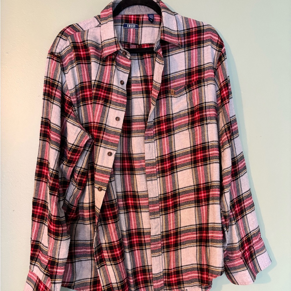 IZOD Men's Red Plaid flannel Shirt
